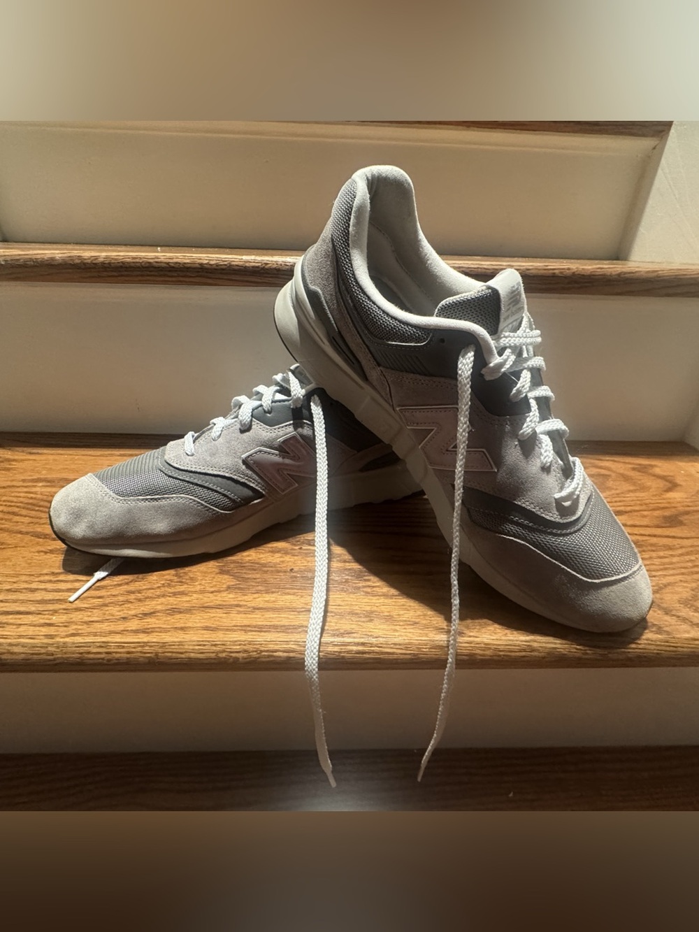 Men’s size 13 gray New Balance 997H shoes